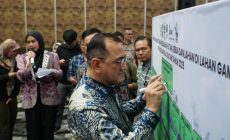 Permalink to Pemprov Sumsel Kerahkan Segala Daya Tangani Karhutla