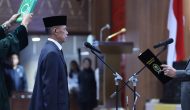 Permalink to Wagub Cik Ujang Hadiri Paripurna PAW DPRD Sumsel, Ganjar Iman Resmi Dilantik Gantikan Samsul Bahri