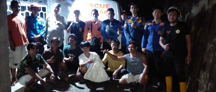 Apresiasi Warga dan Ketua RT 02/01 saung naga atas Respons Cepat Damkar OKU Amankan Sarang Tawon Apresiasi Warga dan Ketua RT 02/01 saung naga atas Respons Cepat Damkar OKU Amankan Sarang Tawon