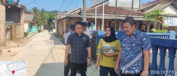 Wakil Ketua I DPRD M. Nasir Menyoal Perbaikan Ruas jalan Lingkungan di Desa Sukajaya Wakil Ketua I DPRD M. Nasir Menyoal Perbaikan Ruas jalan Lingkungan di Desa Sukajaya