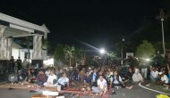 Nobar Piala Dunia Dihalaman Rumdis, Bupati Anwar Sadat Bagikan Doorprise untuk Masyarakat Nobar Piala Dunia Dihalaman Rumdis, Bupati Anwar Sadat Bagikan Doorprise untuk Masyarakat