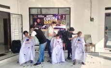 Permalink to DPD Partai NasDem Pesawaran Gelar Cukur Gratis dan Bersih-bersih Rumah Ibadah,Wujud Kepedulian Kepada Masyarakat Permalink to DPD Partai NasDem Pesawaran Gelar Cukur Gratis dan Bersih-bersih Rumah Ibadah,Wujud Kepedulian Kepada Masyarakat