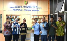 Permalink to Komisi I DPRD Provinsi Sumatera Selatan Lakukan Kunjungan Kerja ke Dinas Kominfo Provinsi Lampung, Bahas Transformasi Digital hingga Sumsel Zero Blank Spot Permalink to Komisi I DPRD Provinsi Sumatera Selatan Lakukan Kunjungan Kerja ke Dinas Kominfo Provinsi Lampung, Bahas Transformasi Digital hingga Sumsel Zero Blank Spot