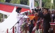 Permalink to Upacara Penurunan Bendera HUT ke-81 Kemerdekaan RI di Provinsi Lampung Berlangsung Khidmat Permalink to Upacara Penurunan Bendera HUT ke-81 Kemerdekaan RI di Provinsi Lampung Berlangsung Khidmat