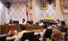 Permalink to Gubernur Arinal Ajak Semua Pihak Sukseskan Pilkada Serentak 2020 dengan Menerapkan Protokol Kesehatan untuk Cegah Penyebaran Covid-19