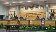 Permalink to Tekanan Akibat Covid-19, Gubernur Optimistis Tahun 2021 Ekonomi Lampung Tumbuh 5,1 – 5,5 Persen
