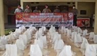 Permalink to Peringati HUT Kemerdekaan RI Ke-75, Polres Tulang Bawang Distribusikan 10 Ton Beras dan Bagikan Ratusan Lembar Bendera Merah Putih
