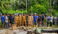 Permalink to Bupati Pesawaran Tinjau Jembatan Putus Bupati Intruksikan Segera di Perbaiki