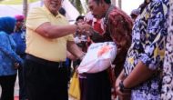 Permalink to HUT Lampung ke-56, Gubernur Arinal Beri Sejumlah Bantuan untuk Pahawang, dari Pelayanan Kesehatan, Kapal Ambulans hingga Penerangan Listrik