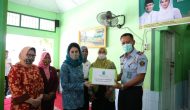 Permalink to Perempuan Muba Peduli Salurkan Seribu Masker dan Takjil untuk Warga Binaan