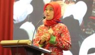 Permalink to Wagub Nunik Dorong Penyuluh Pertanian Cegah Terjadinya Alih Fungsi Lahan dan Ikut Lakukan Regenerasi Pertanian di Kalangan Generasi Muda