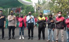 Permalink to Polda Sumsel, Gencar Indonesia dan IMOKI Membagikan Bantuan Ratusan Sak Beras Kepada Para Awak Media