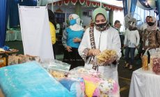 Permalink to Pacu Kreativitas Perajin, Ketua Dekranasda Ibu Riana Arinal Sampaikan Kunci Sukses UMKM dalam Talk Show Spesial HUT Lampung Post ke- 46
